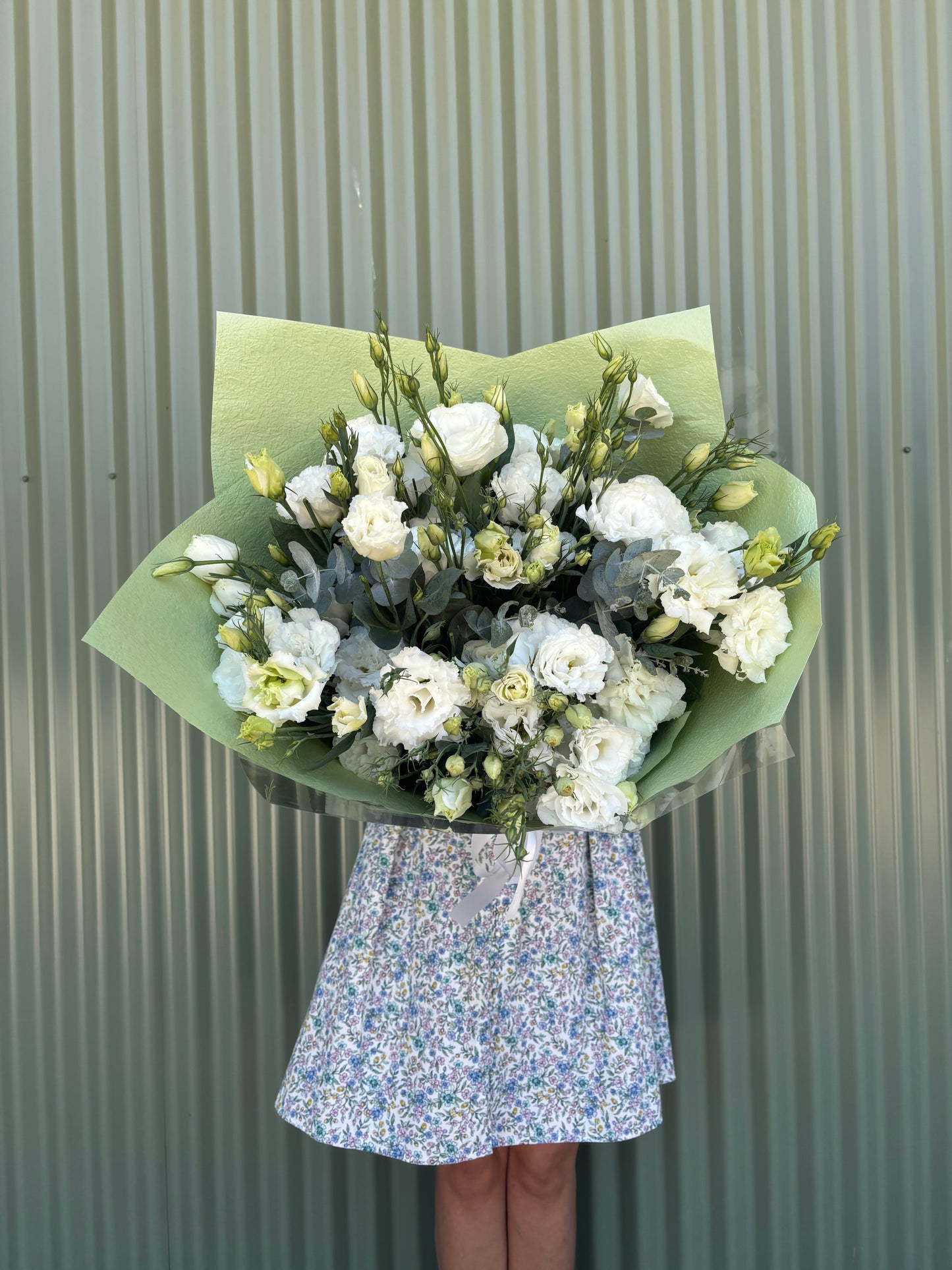 Lisianthus Posy