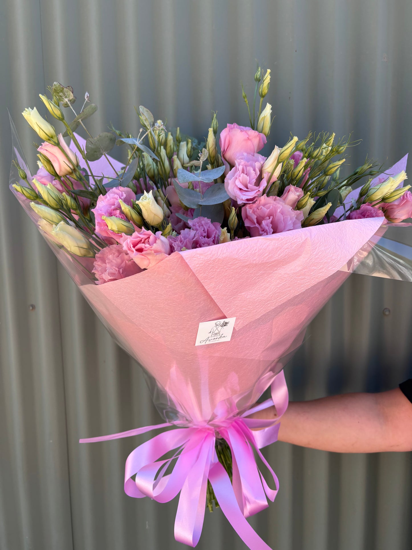 Lisianthus Posy