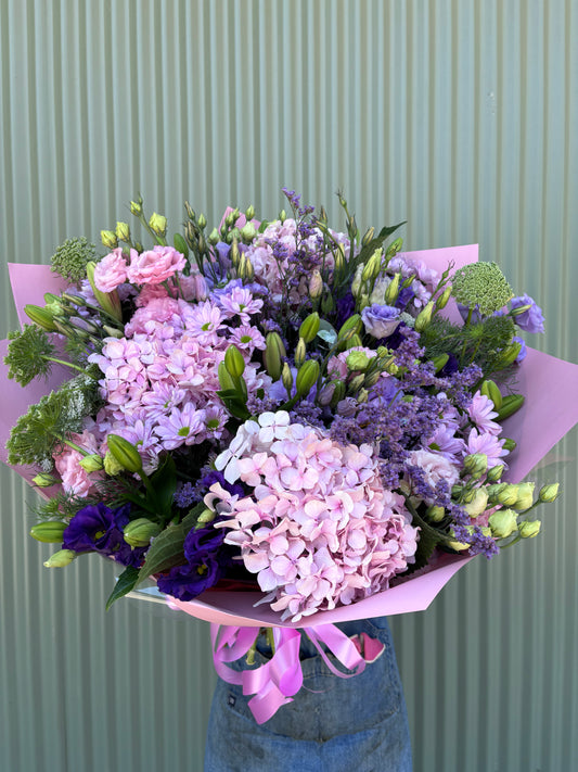 $100 Seasonal Posy - Pastel