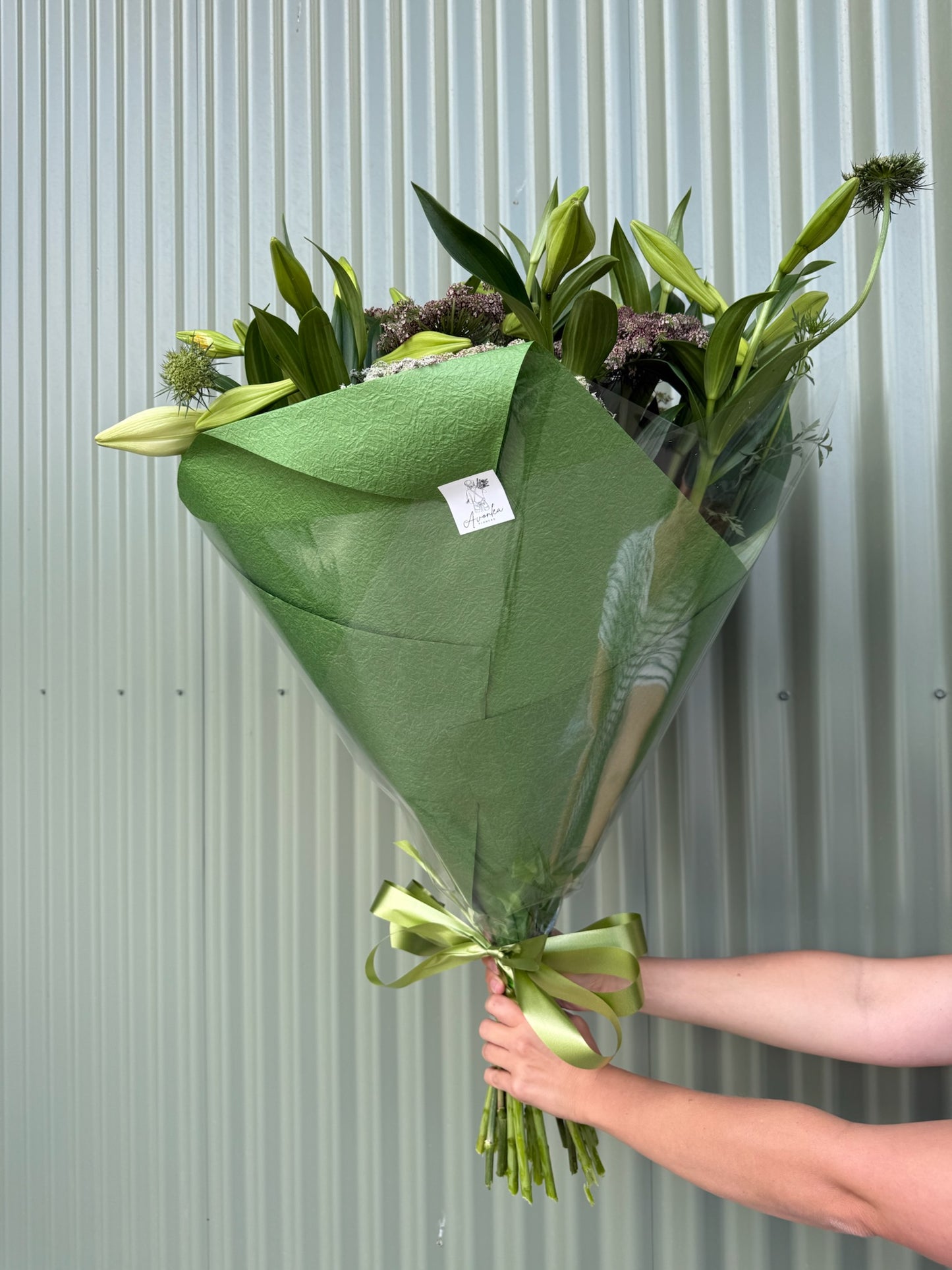 Christmas Lilly Posy