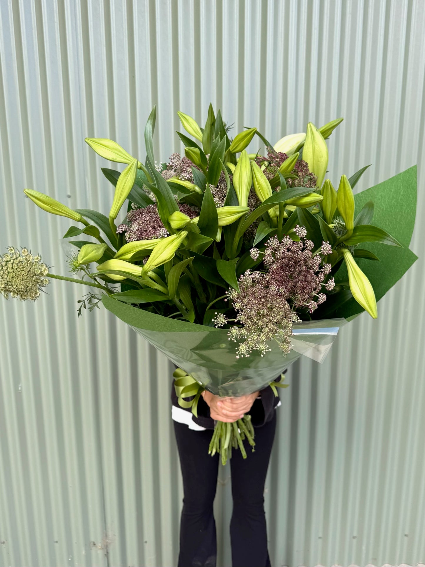 Christmas Lilly Posy