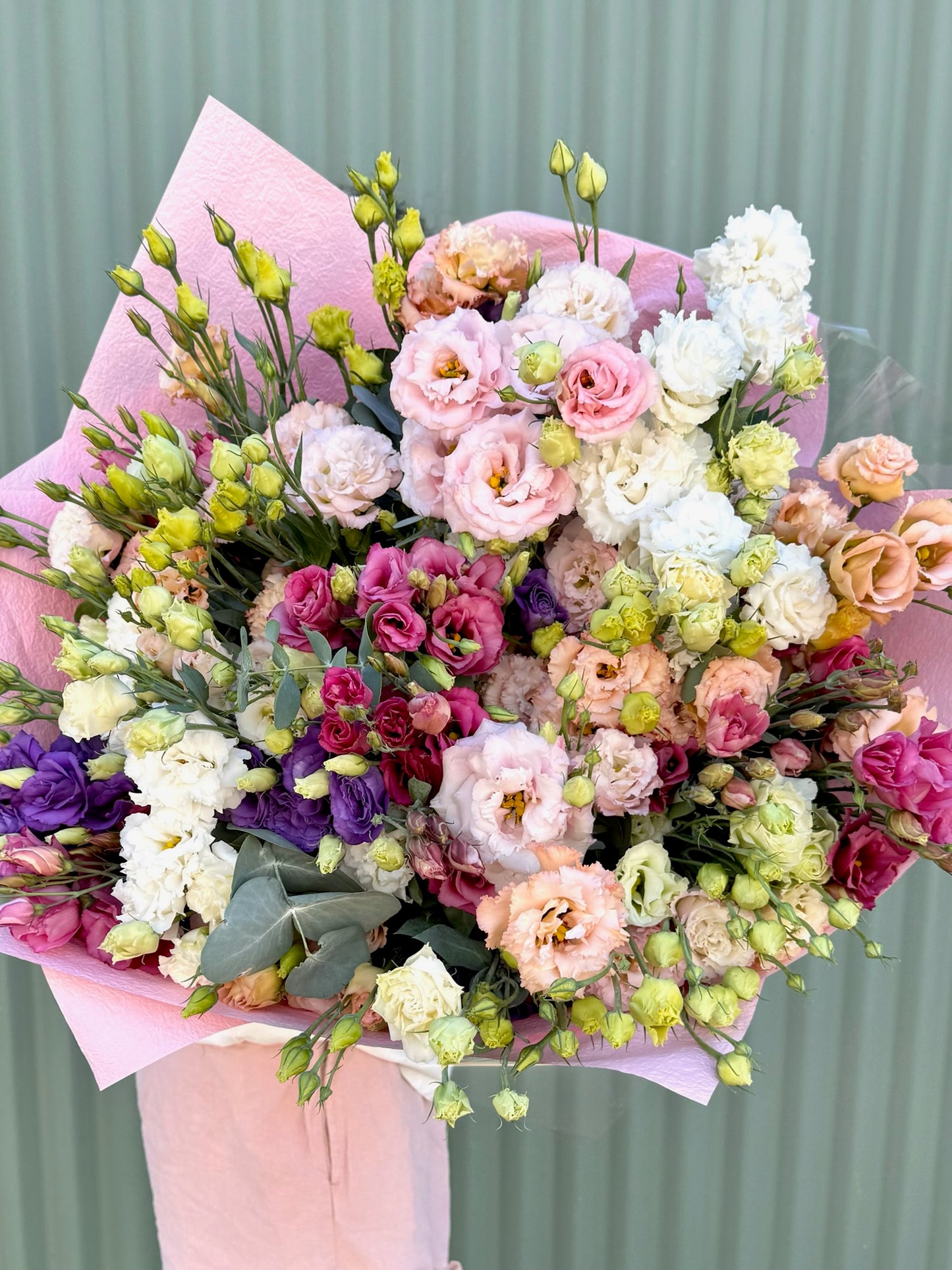 Valentine's Day Lisianthus Lovers Posy